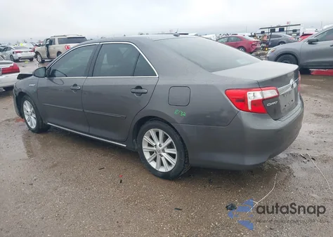 2014 Toyota Camry Hybrid Xle z USA, uszkodzony, nr VIN 4T1BD1FK8EU108454